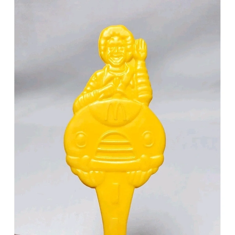 Vintage 1986 McDonald's Ronald McDonald Kids Fork‎ Yellow Plastic Happy Meal...